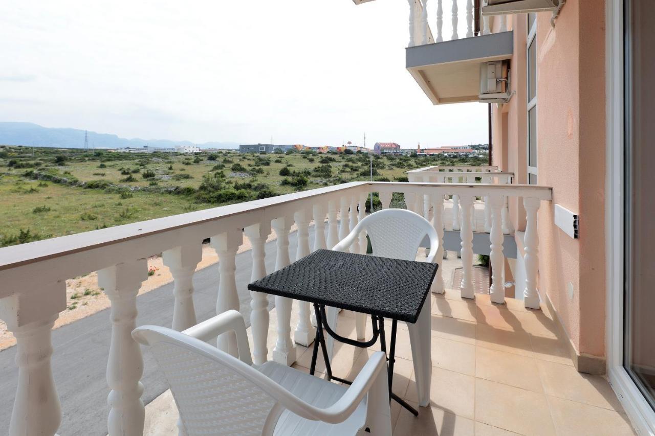 Apartments Peris Resort Novaglia Esterno foto
