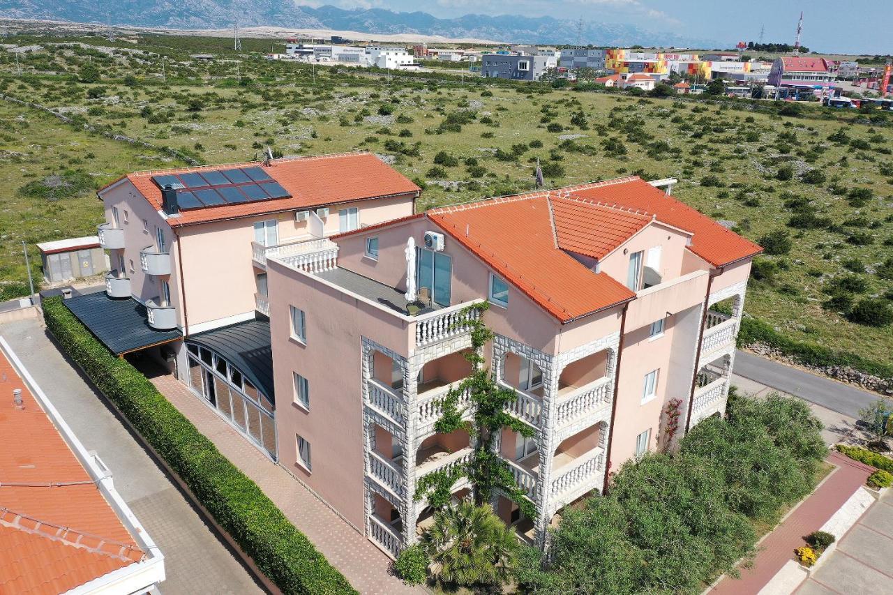 Apartments Peris Resort Novaglia Esterno foto